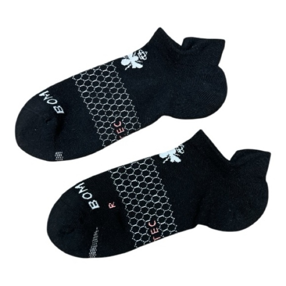 Bombas Women’s All Performance Black and White Athletic Socks. NWOT